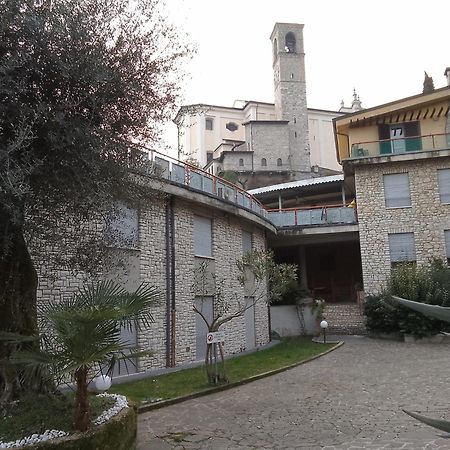 Appartamento Serena Gardone Riviera Luaran gambar